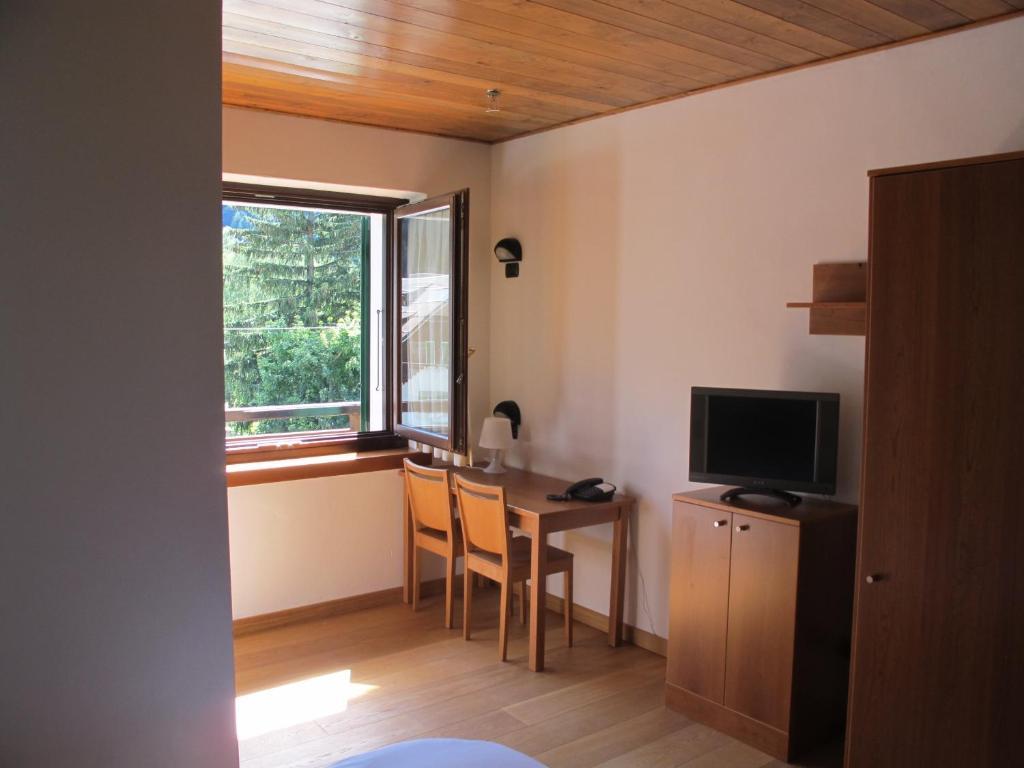 Casa Alpina Don Guanella Bed & Breakfast Macugnaga Room photo