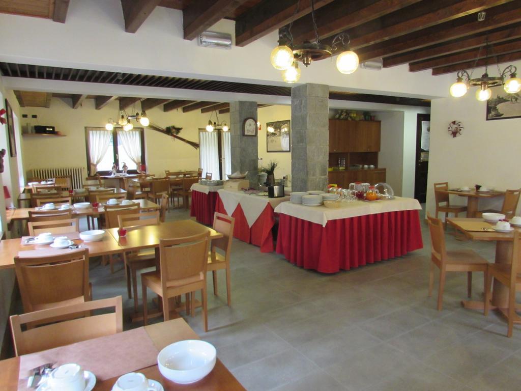 Casa Alpina Don Guanella Bed & Breakfast Macugnaga Exterior photo